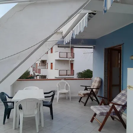 Con Grande Terrazza, 100 M Dal Mare * 斯卡莱阿