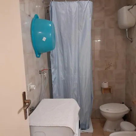 Con Grande Terrazza, 100 M Dal Mare Διαμέρισμα *